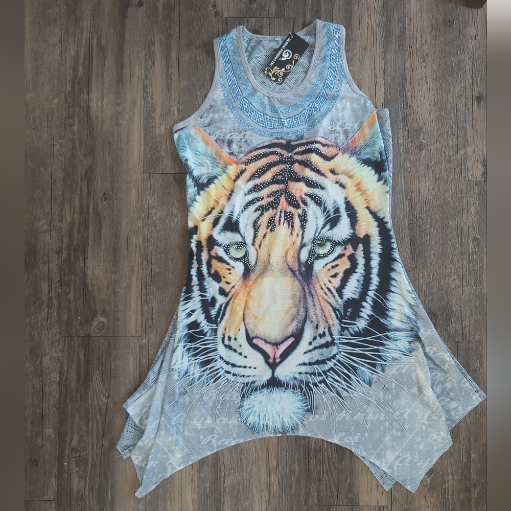 NEW - Long Tank Top - Tiger Rhinestone Summer Shirt - L